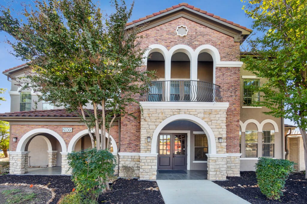 Exterior of leasing center at The Sorento Apartments in San Antonio TX